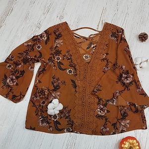 Jolt Bell Sleeve Top